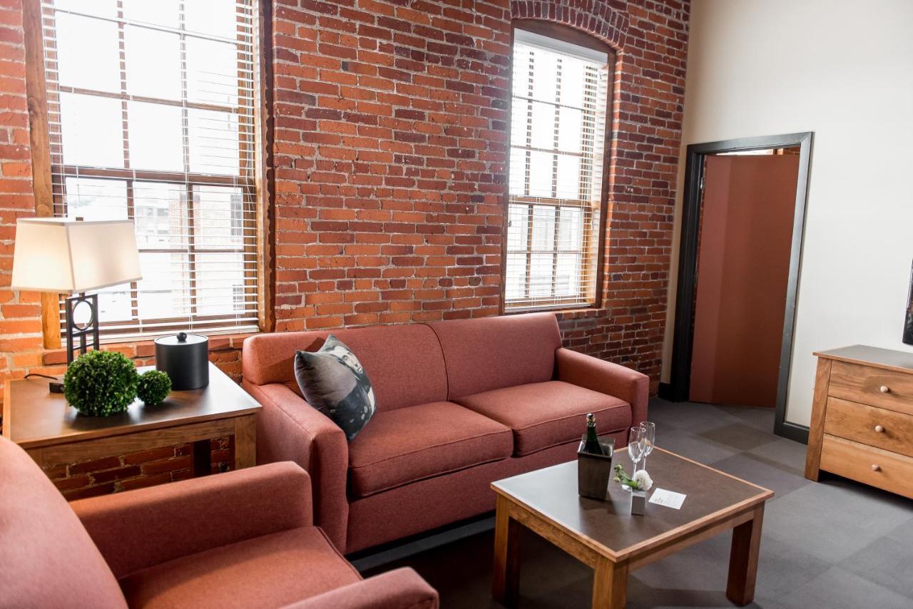 Cork Factory Hotel Lancaster Bagian luar foto