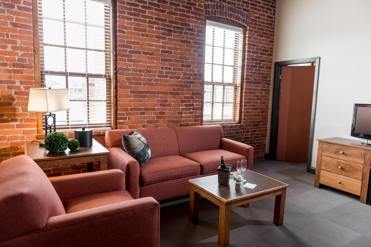 Cork Factory Hotel Lancaster Bagian luar foto