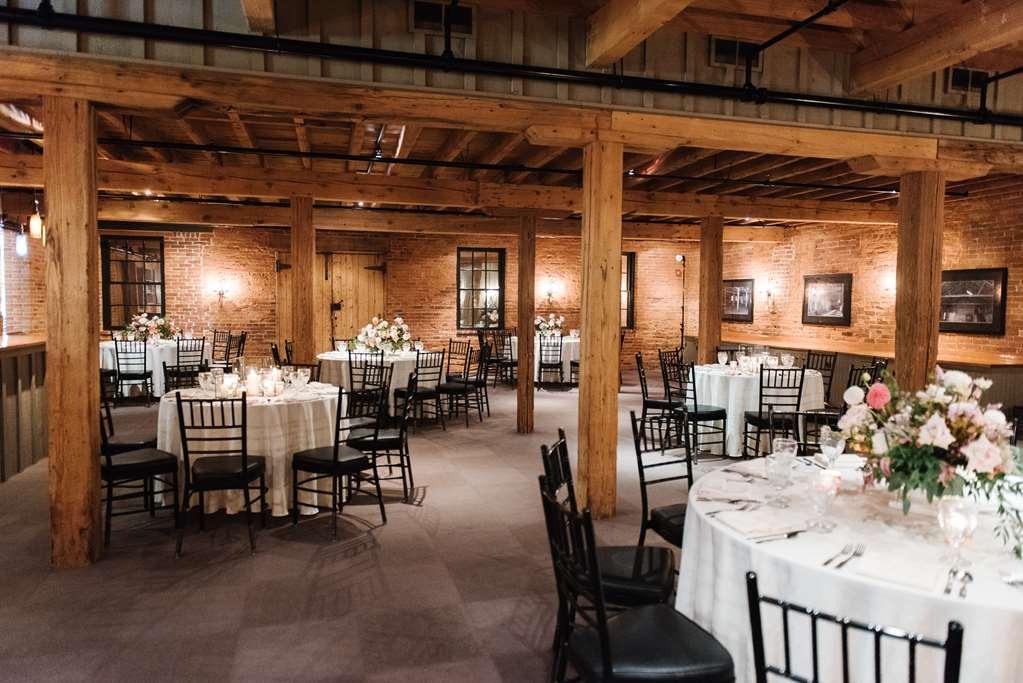 Cork Factory Hotel Lancaster Bagian luar foto